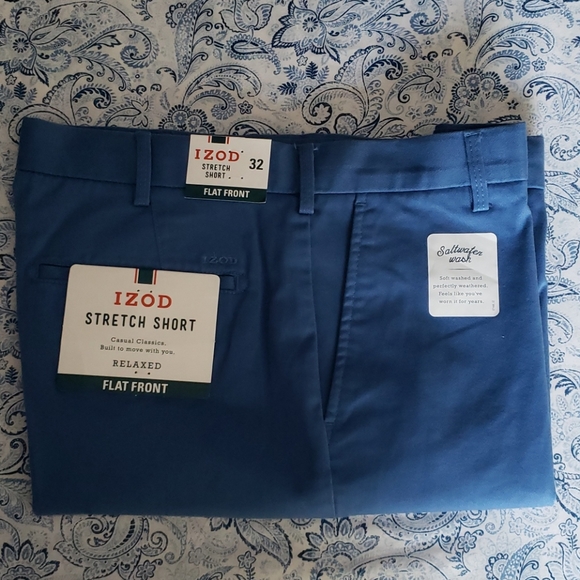 IZOD Shorts - Picture 3 of 7